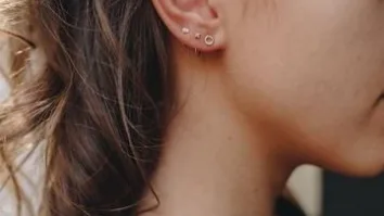 Helix Piercing Aftercare: Do’s & Don’ts Guide