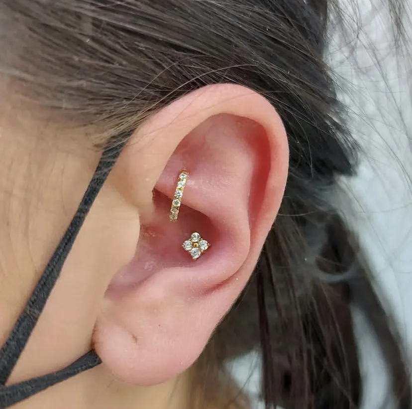 Discover the complete rook piercing healing timeline, pain level, aftercare tips, and risks. Updated 2026 guide for safe, faster healing.